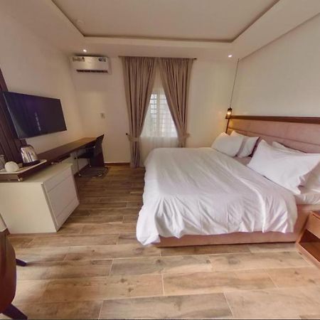 Centurion Aparthotel อาบูจา ภายนอก รูปภาพ