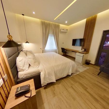 Centurion Aparthotel อาบูจา ภายนอก รูปภาพ