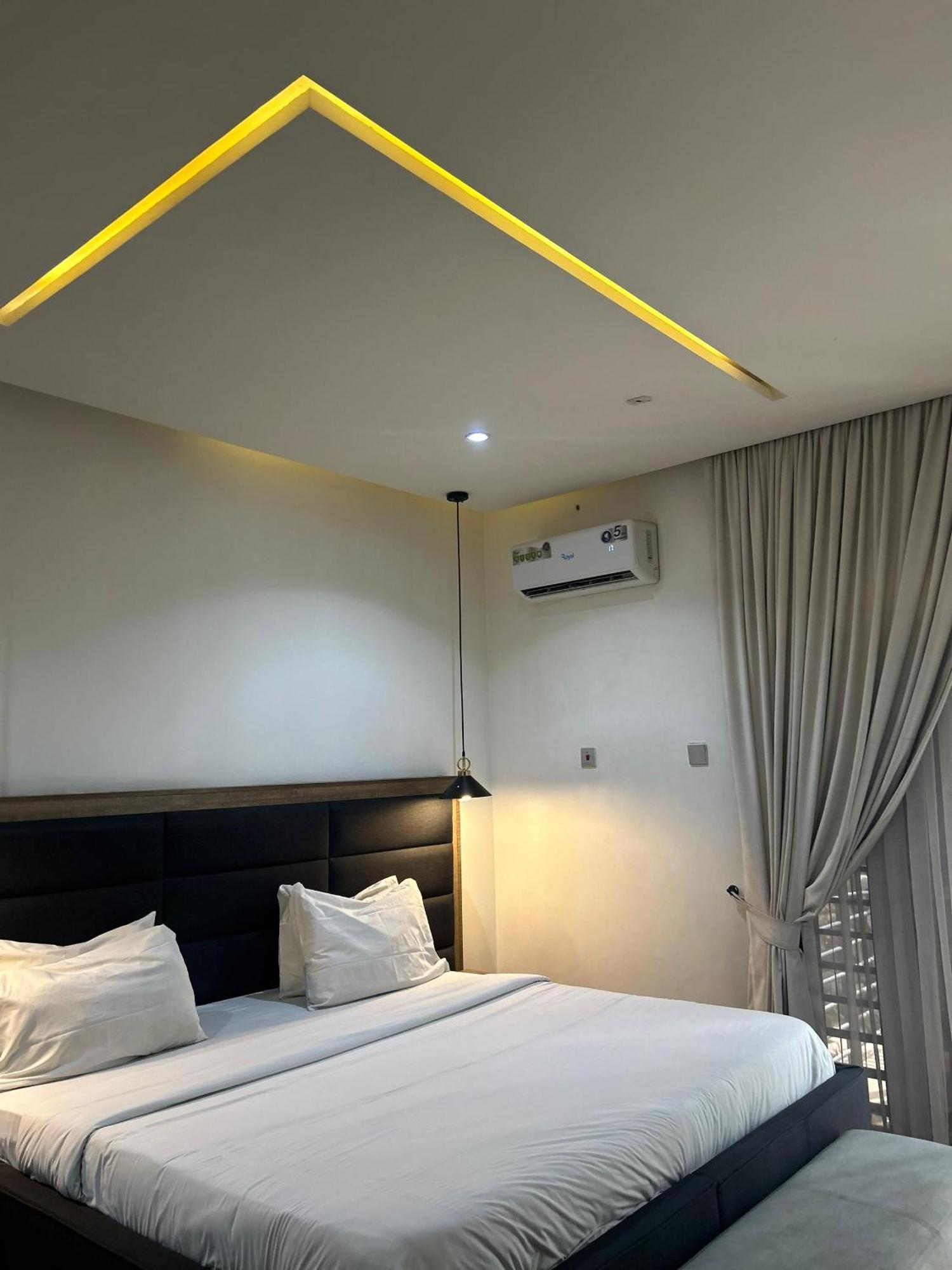Centurion Aparthotel อาบูจา ภายนอก รูปภาพ