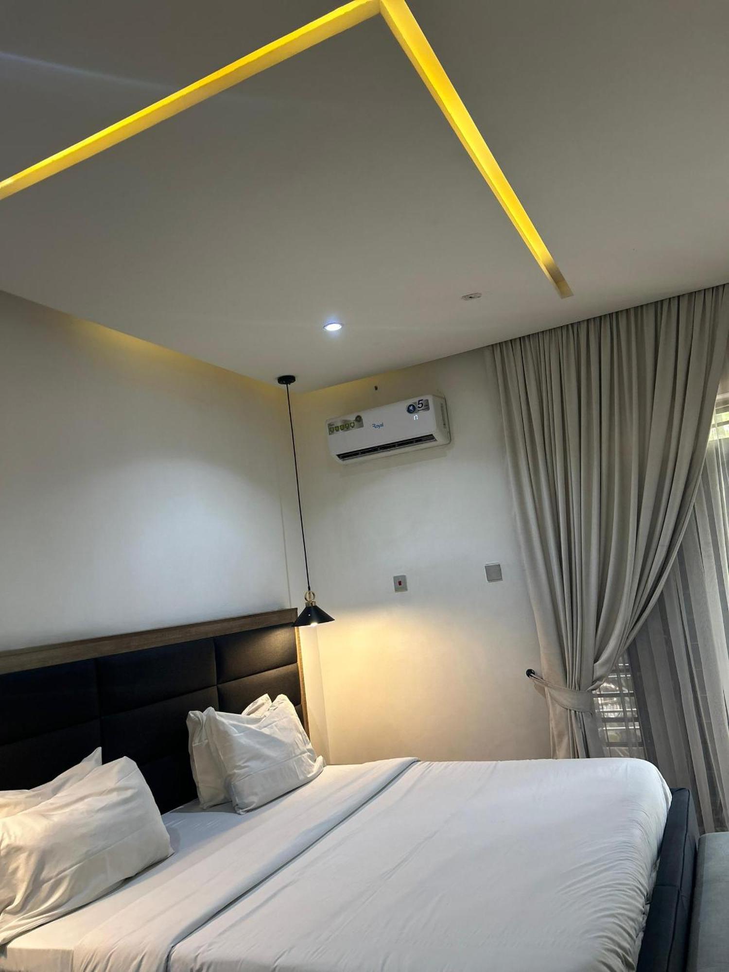 Centurion Aparthotel อาบูจา ภายนอก รูปภาพ